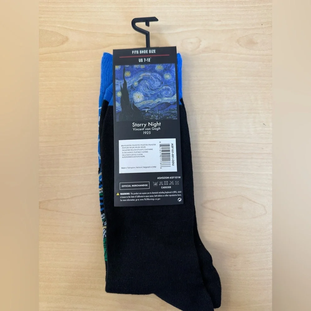 Vincent Van Gogh Starry Night Socks Artist Series Dutch Post-Impressionist NWT